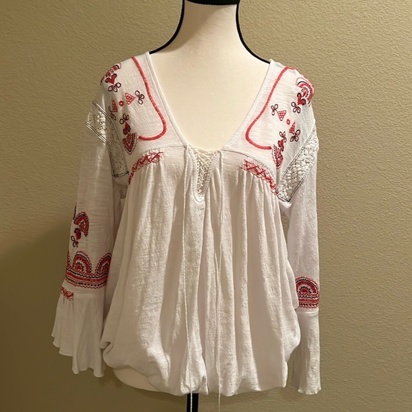 Free People Top - Picture 1 of 9